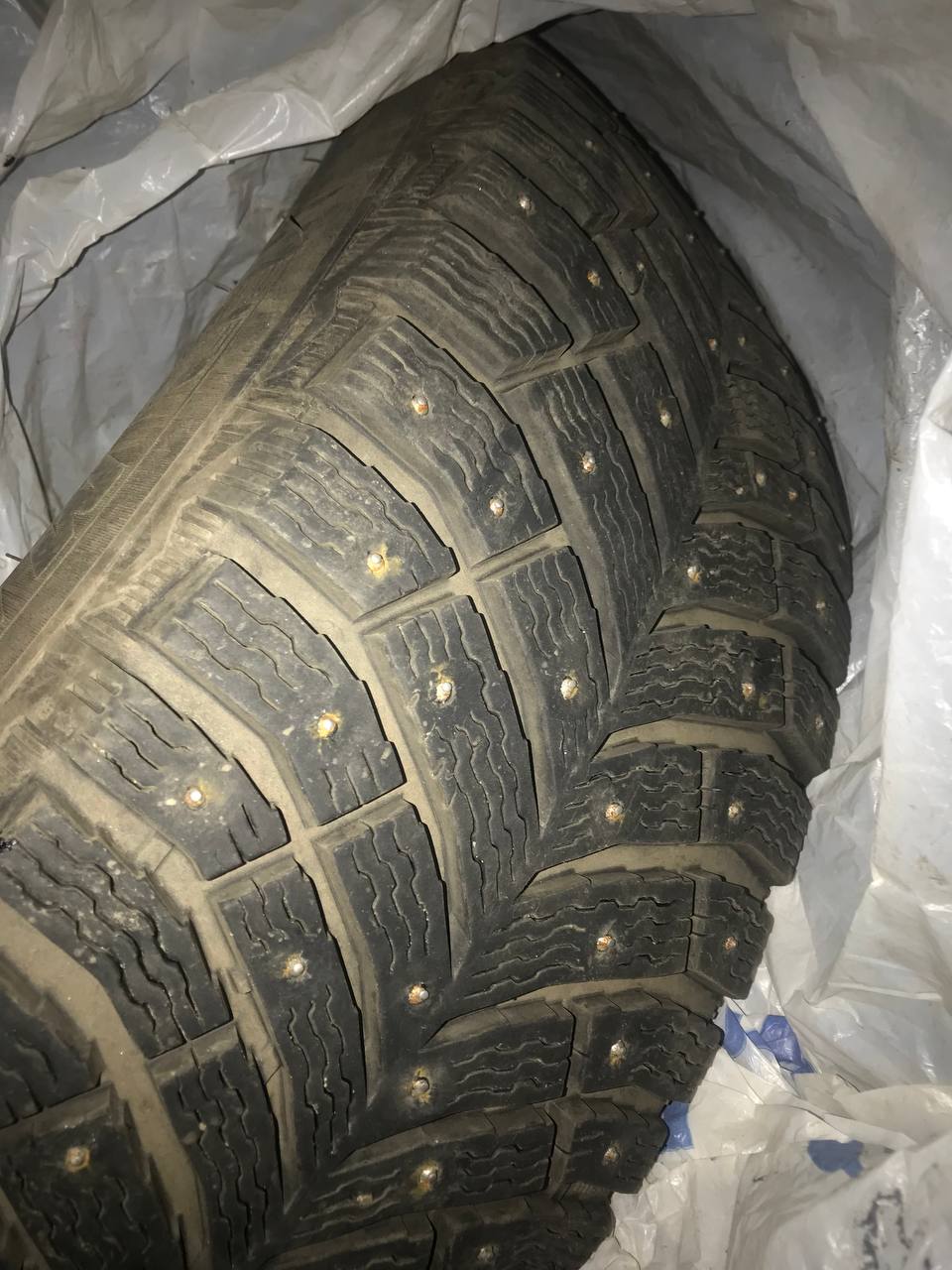 Да, 90-к как раз рассматриваю, но в определённых параметрах  https://auto.ru/cars/used/sale/volvo/s80/1121597104-dab6313e/...