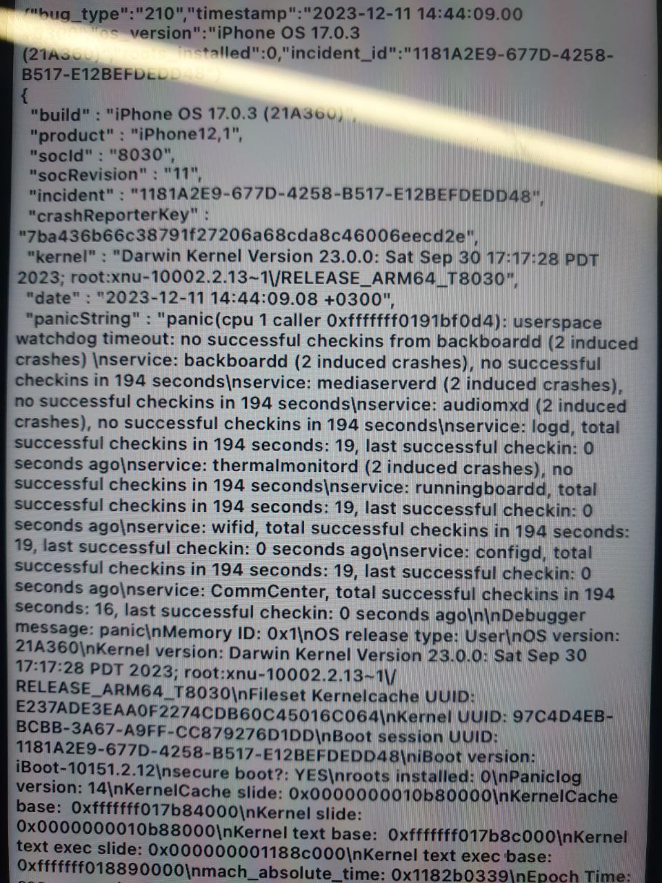 В это сложно поверить, но мне помогла прошивка, проблема 1 в 1 ...