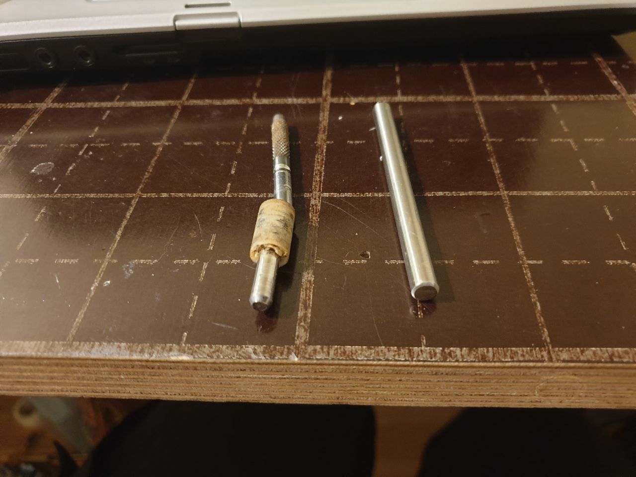 Да она там довольно простая, не думаю что долго проработает, но пока пусть пашет ...
