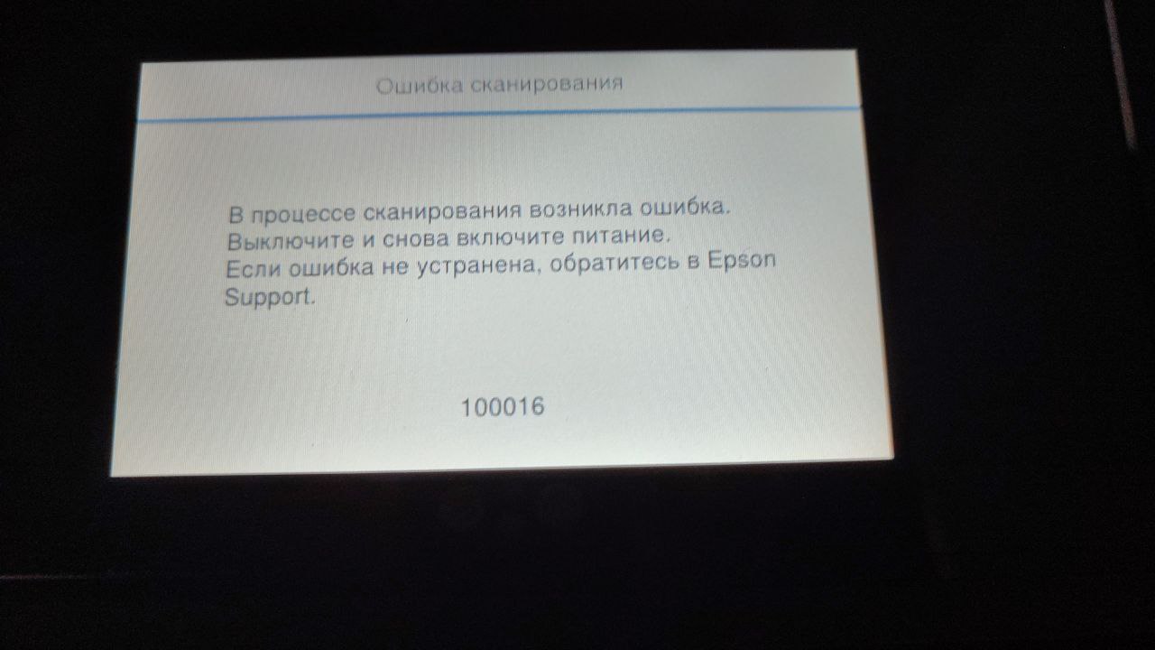 Сначала окурить Или напускать дыма Получается, что если оставить его на дереве в лесу, то через вр4мя...