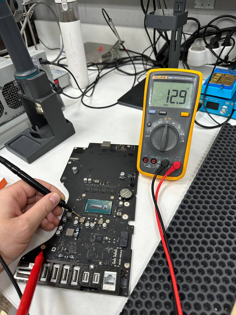 Всем привет) i5 5250U, CPUVCC не низкий? В какой то таблице находил значение ~40Ом, но не знаю на сколько...