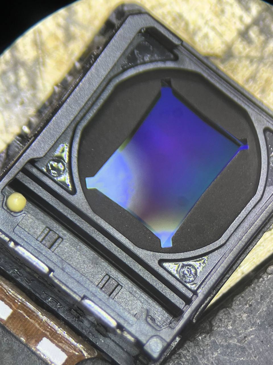 Под какой именно? Они немного различаются по разборке. ...