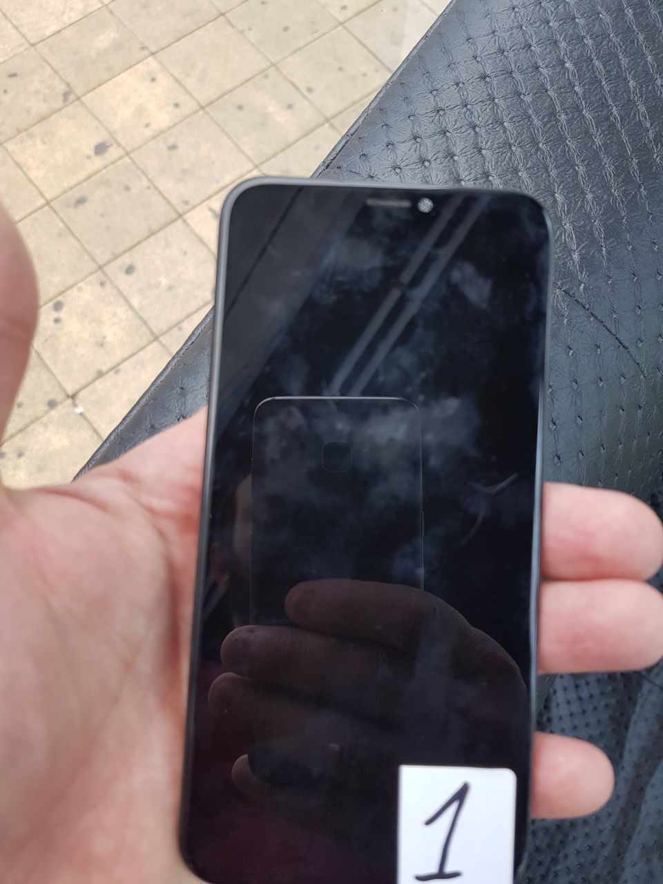 Тоже попался такой тел отсутствует напряжение 1,8v на двух кандерах. Кто решил проблему поделитесь пожалуйста,...